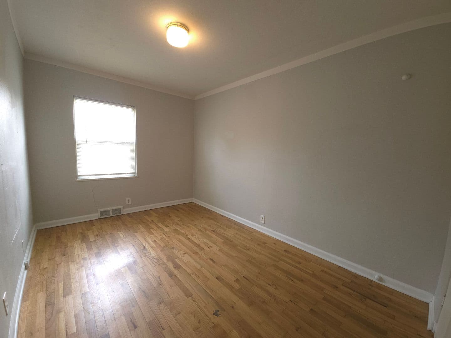 Boulder Apartment: 896 18th Street