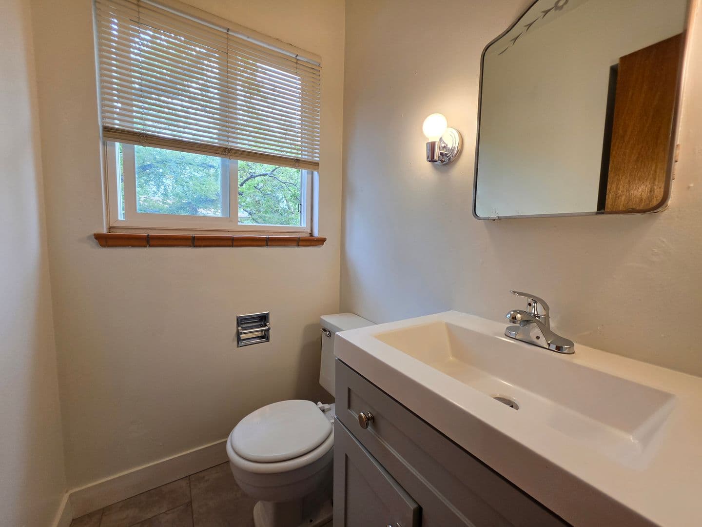 Boulder House: 1901 Baseline Rd
