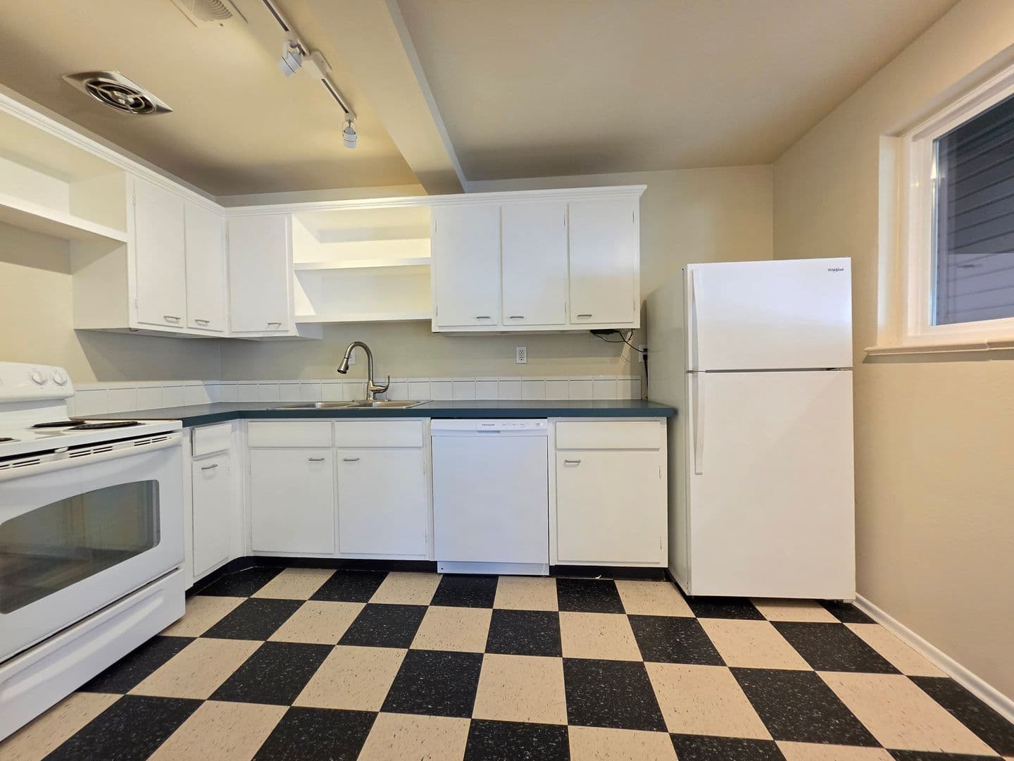 Boulder Apartment: 2100 22nd Street