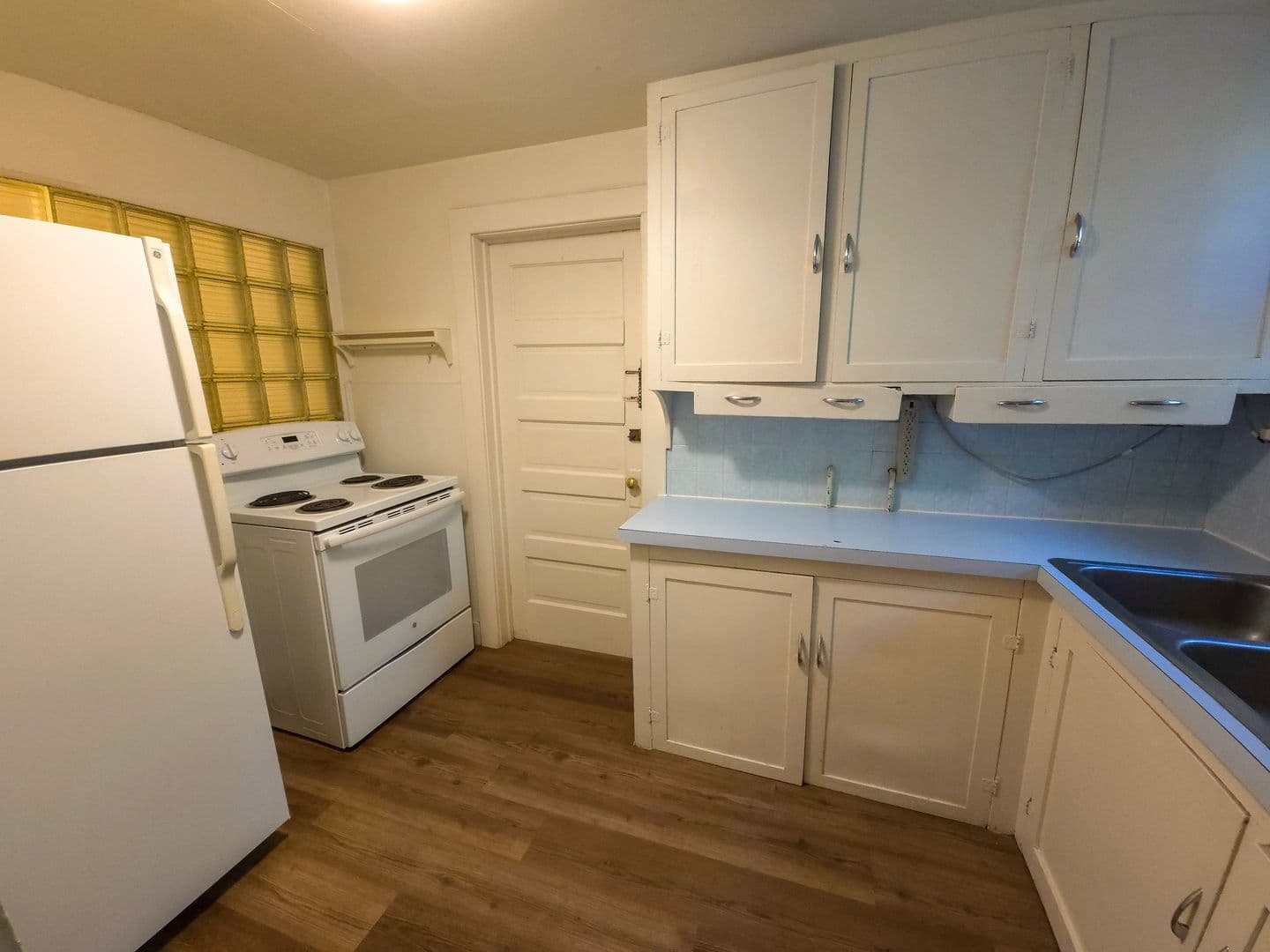 Boulder Apartment: 954 11th St.