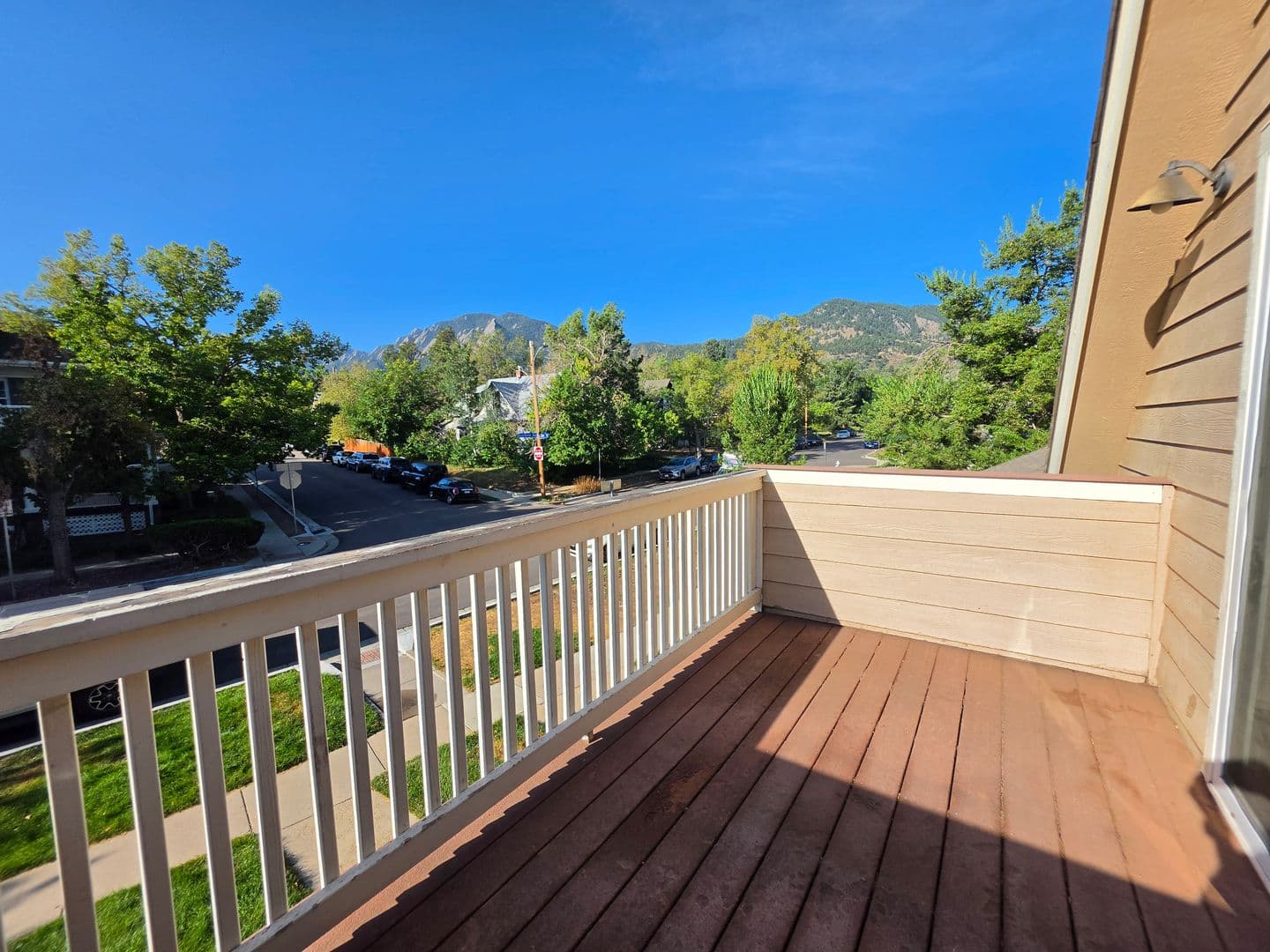 Boulder Apartment: 1029-1031 Grandview Ave.