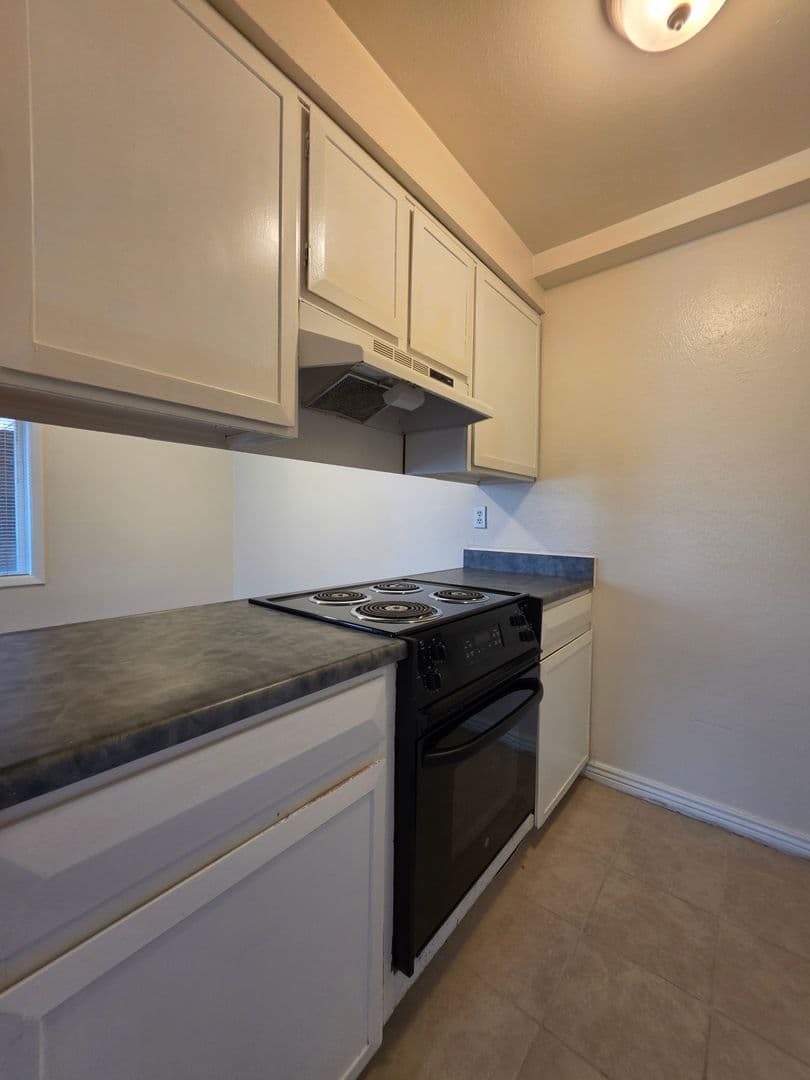 Boulder Condo: 4955 Moorhead Ave. #A