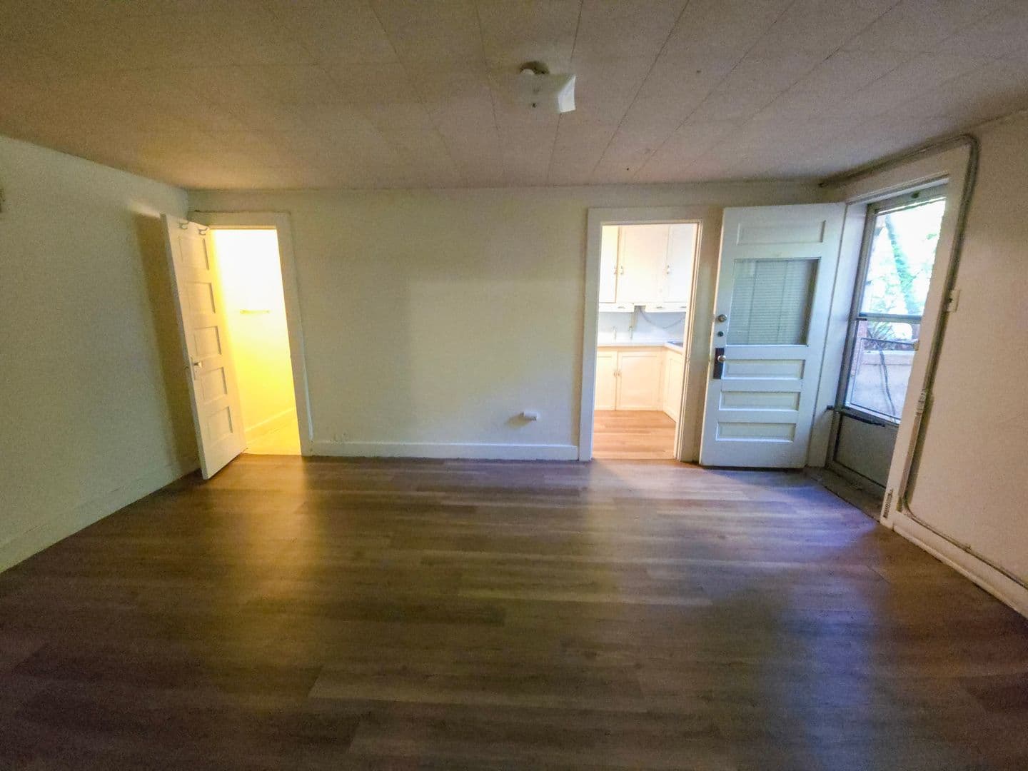 Boulder Apartment: 954 11th St.