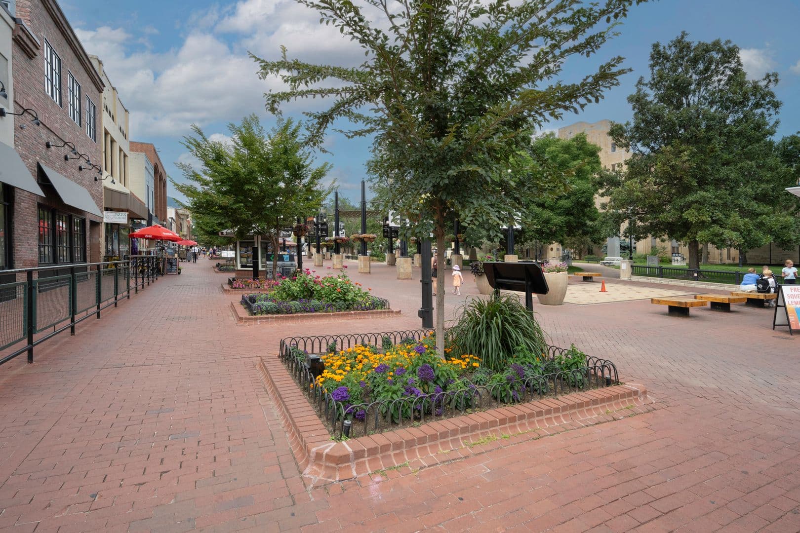 Boulder Condo: 2301 Pearl St. # 77
