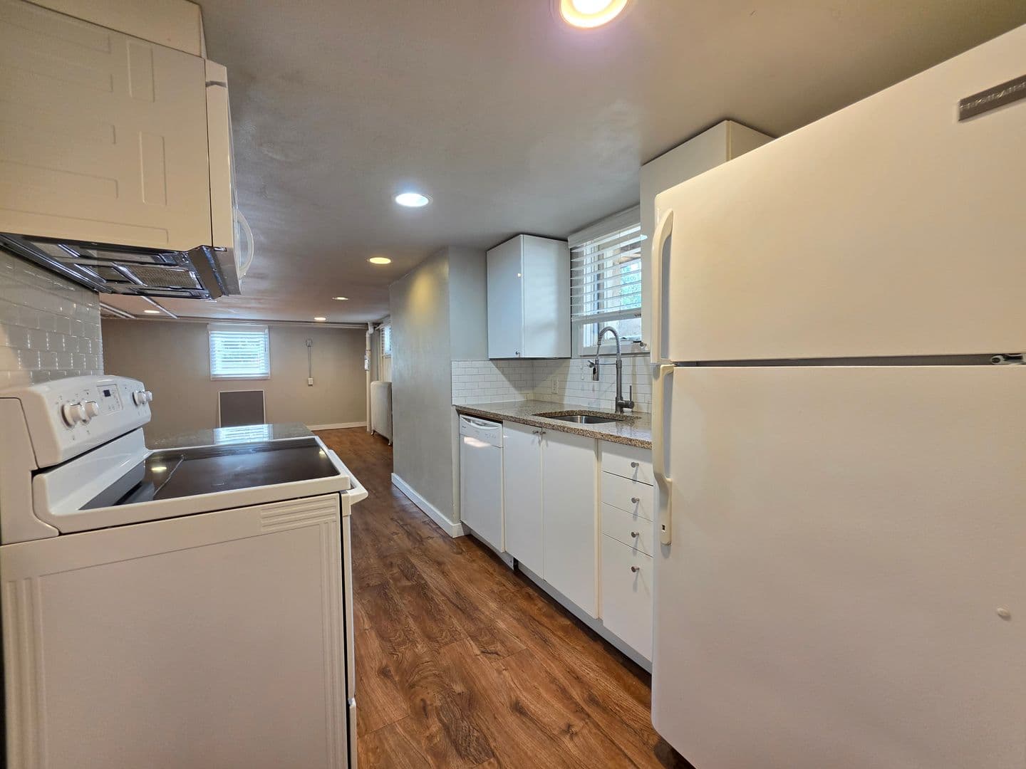 Boulder Apartment: 648 University Ave