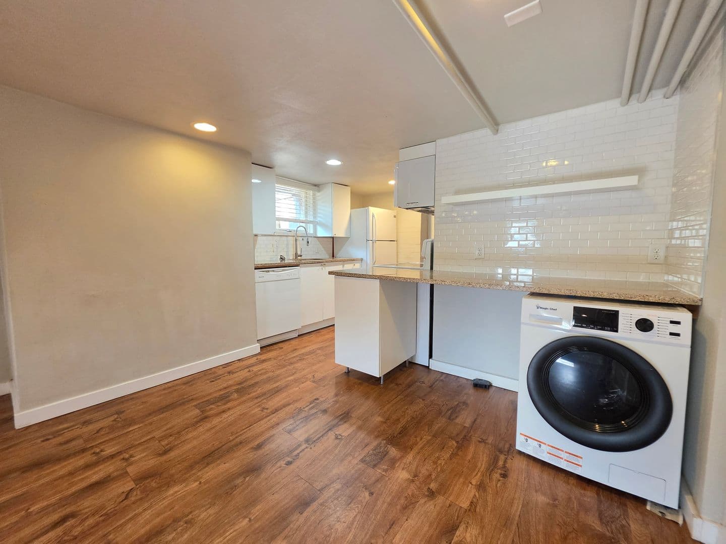 Boulder Apartment: 648 University Ave
