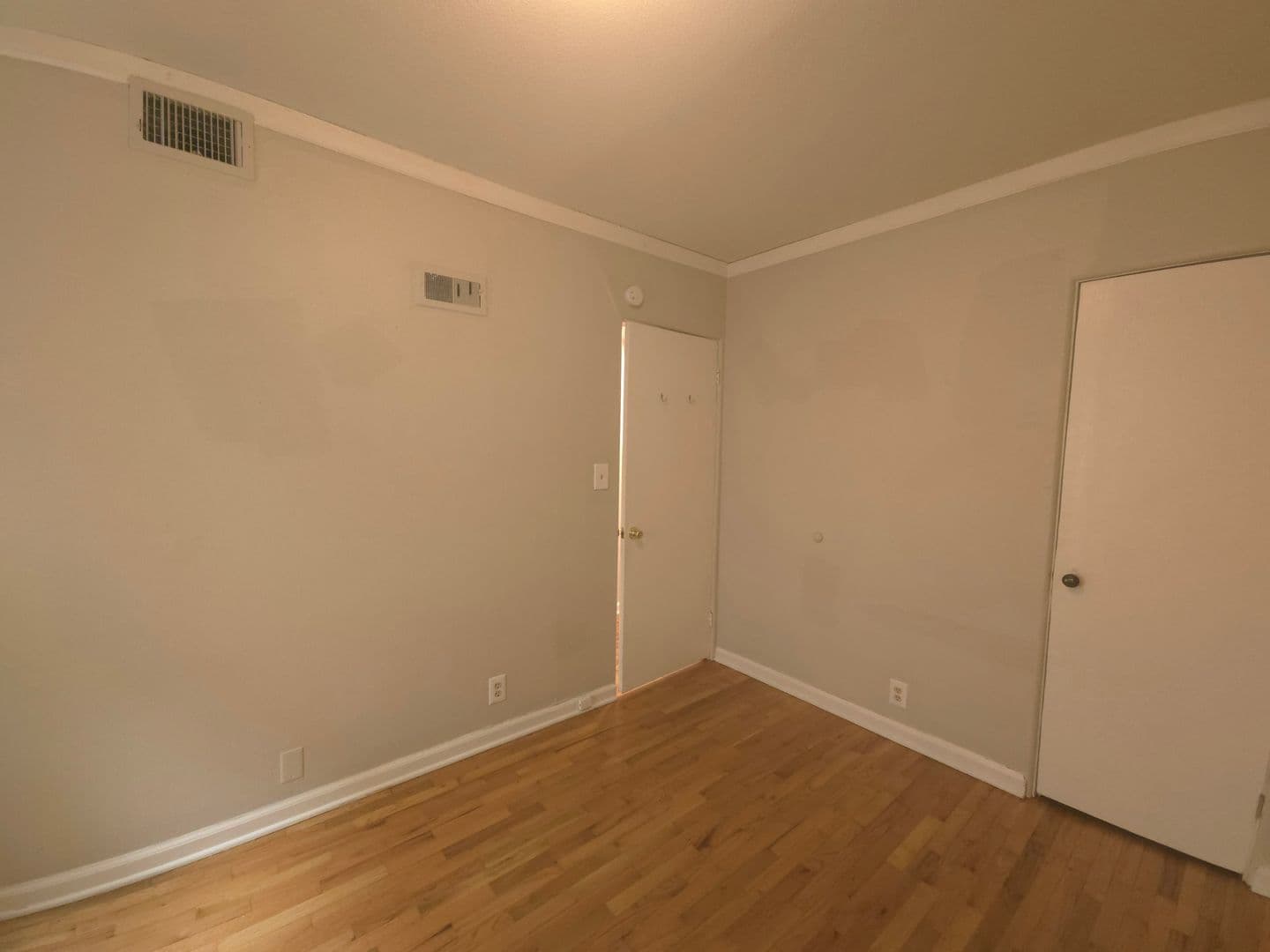 Boulder Apartment: 896 18th Street