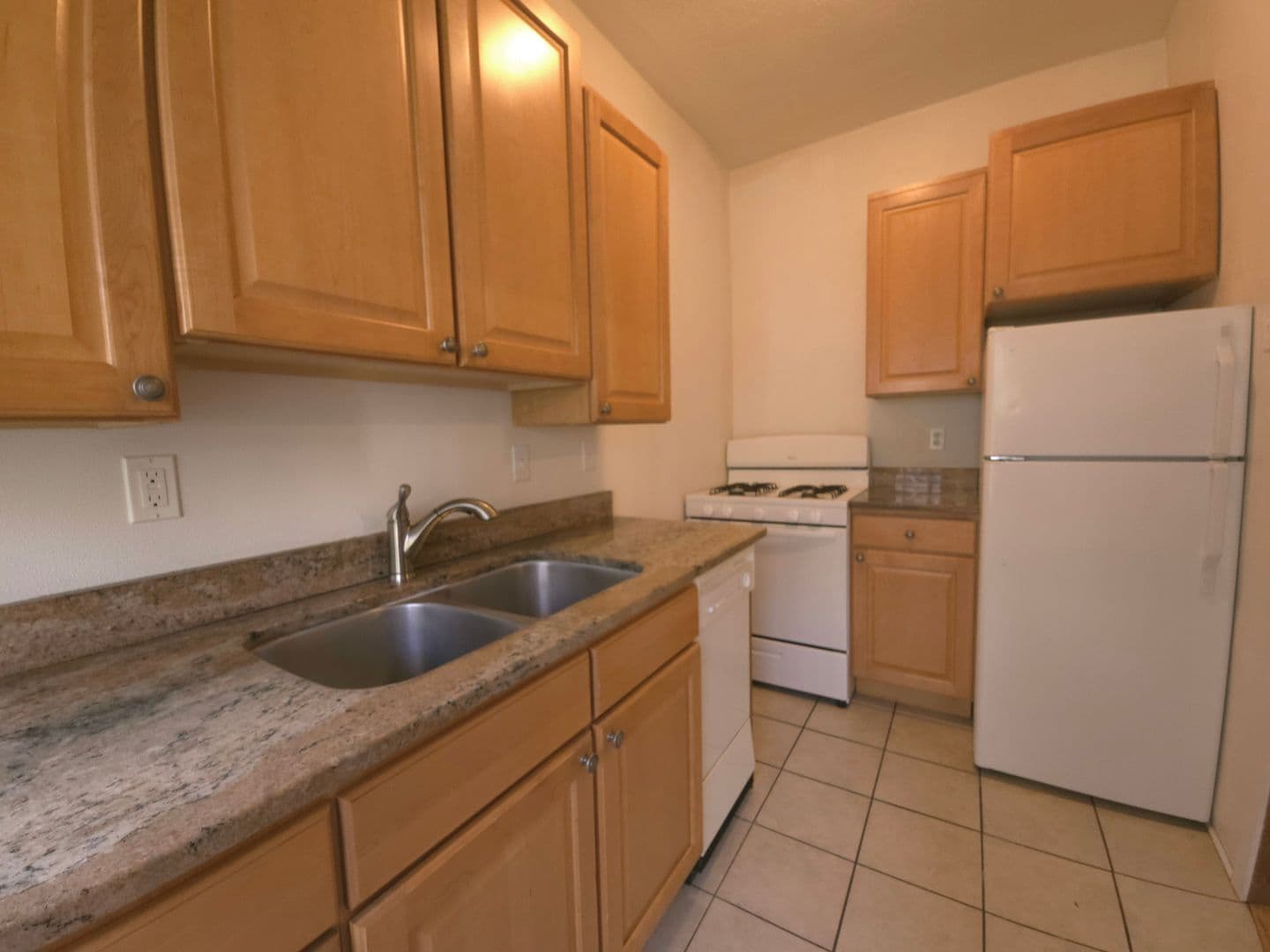 Boulder Apartment: 820 13th Street - 02