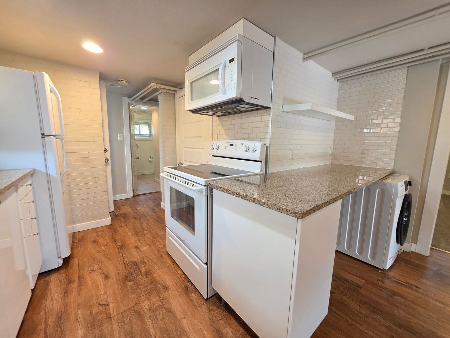 Boulder Apartment: 648 University Ave