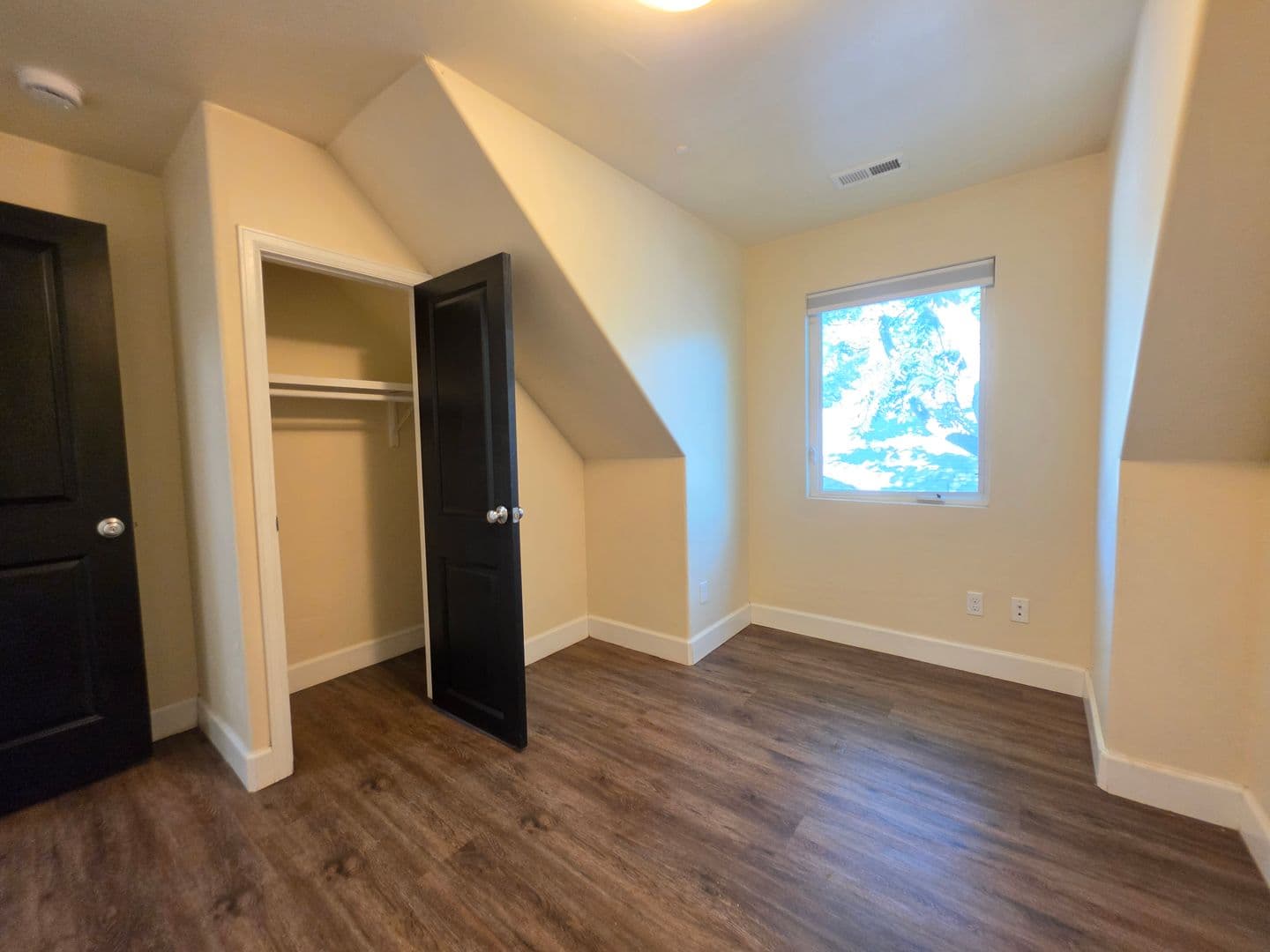 Boulder Apartment: 1029-1031 Grandview Ave.