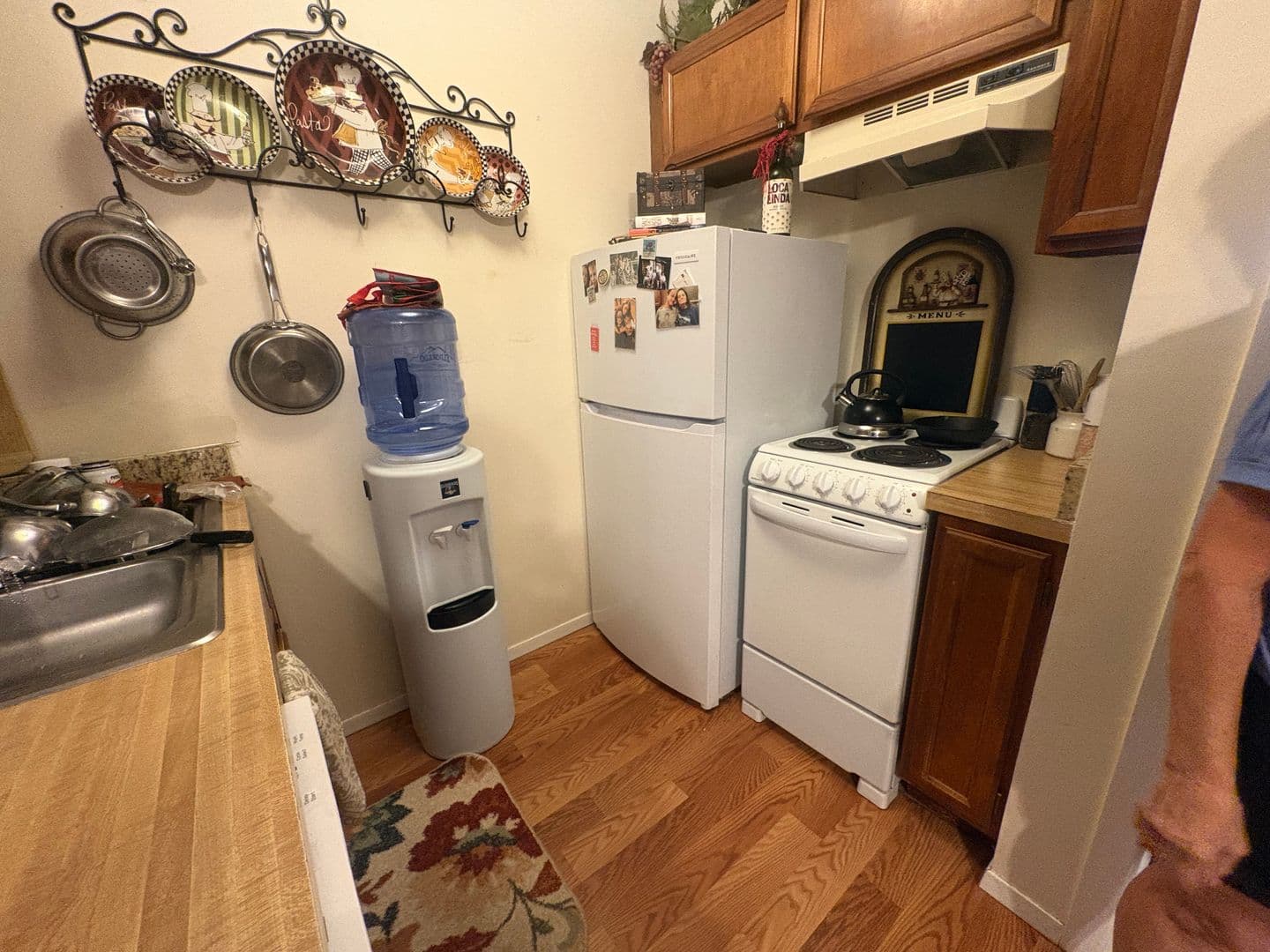 Lafayette Apartment: 107 W. Simpson Street