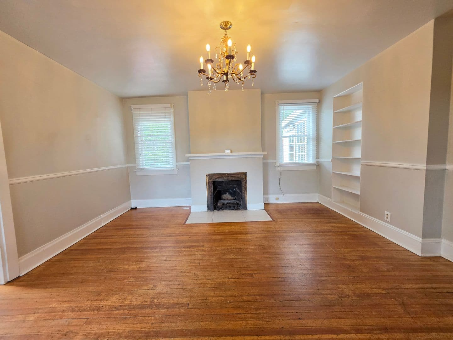 Boulder Apartment: 648 University Ave