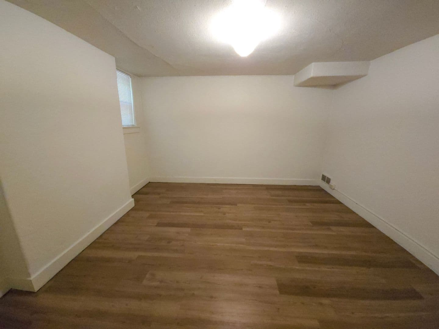 Boulder Apartment: 954 11th St.