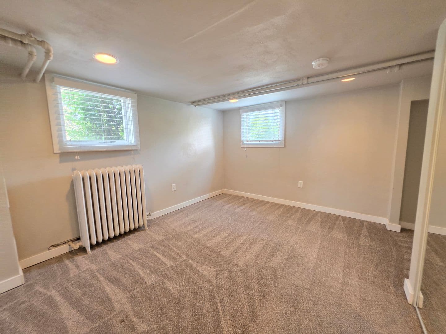 Boulder Apartment: 648 University Ave