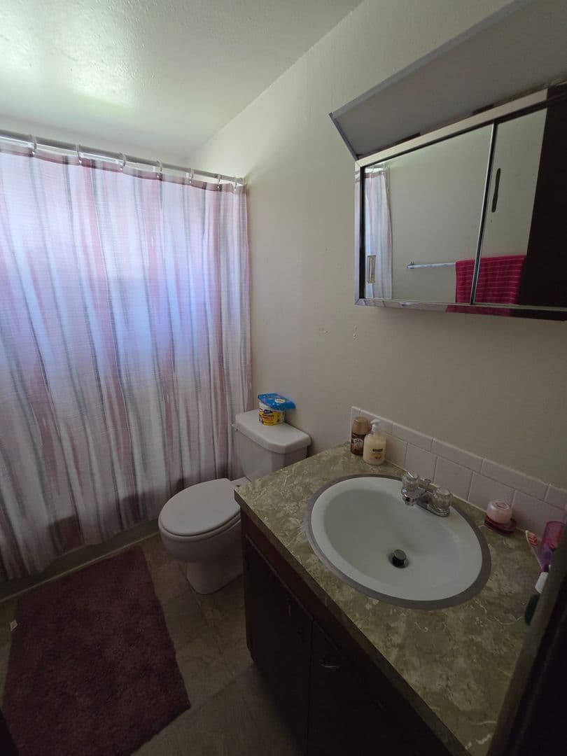 Longmont Apartment: 1430 Emery St.