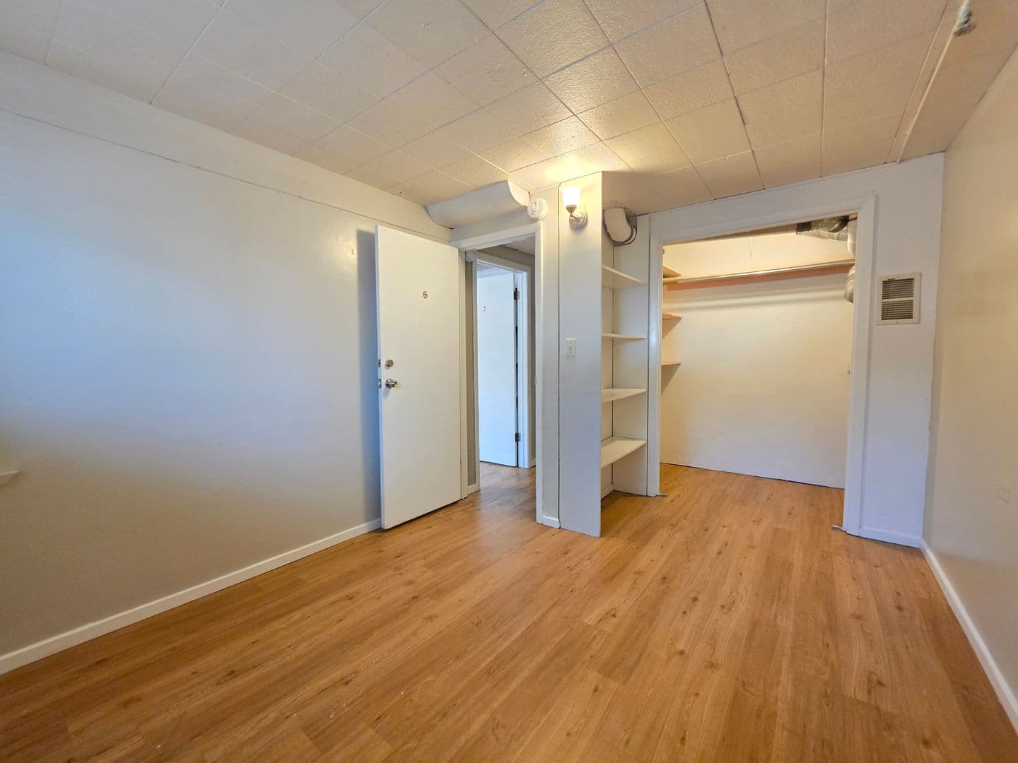 Boulder Apartment: 807 19th Street