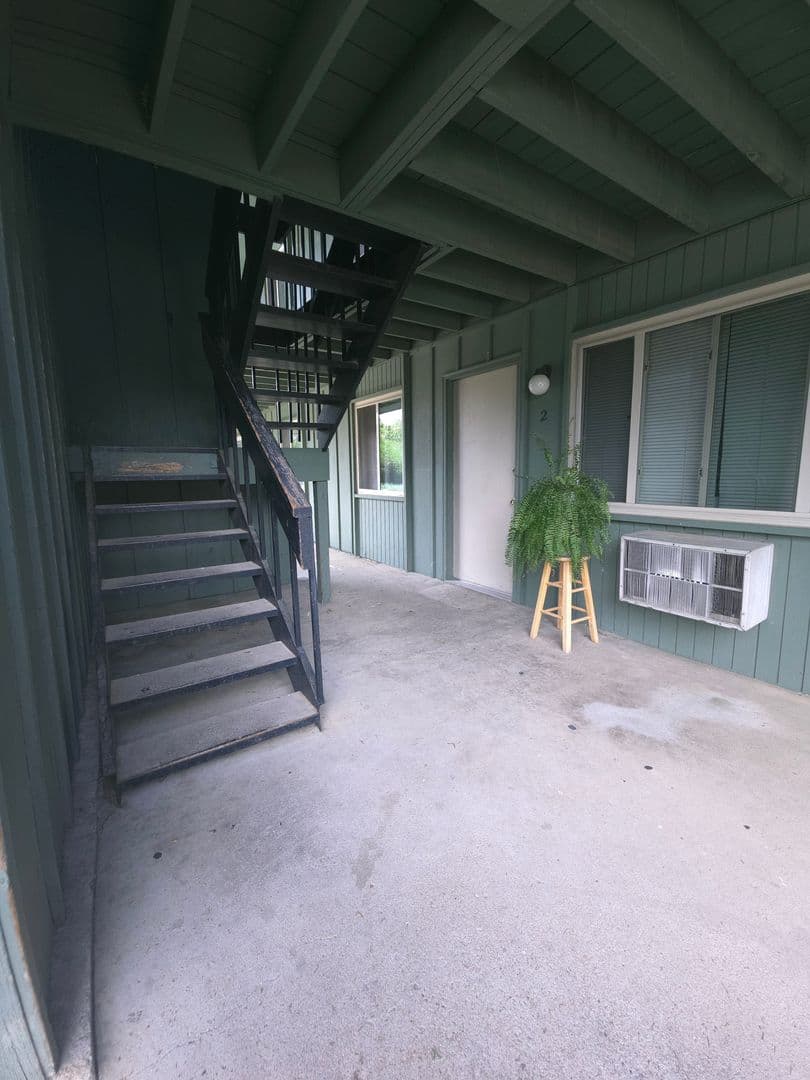 Louisville Apartment: 1608 Garfield Avenue