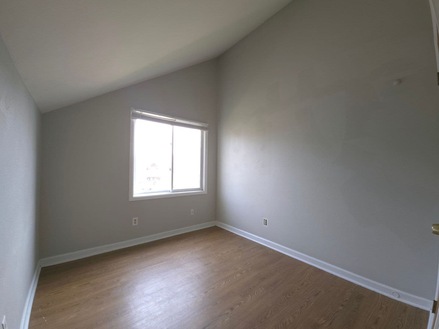 Boulder Apartment: 896 18th Street