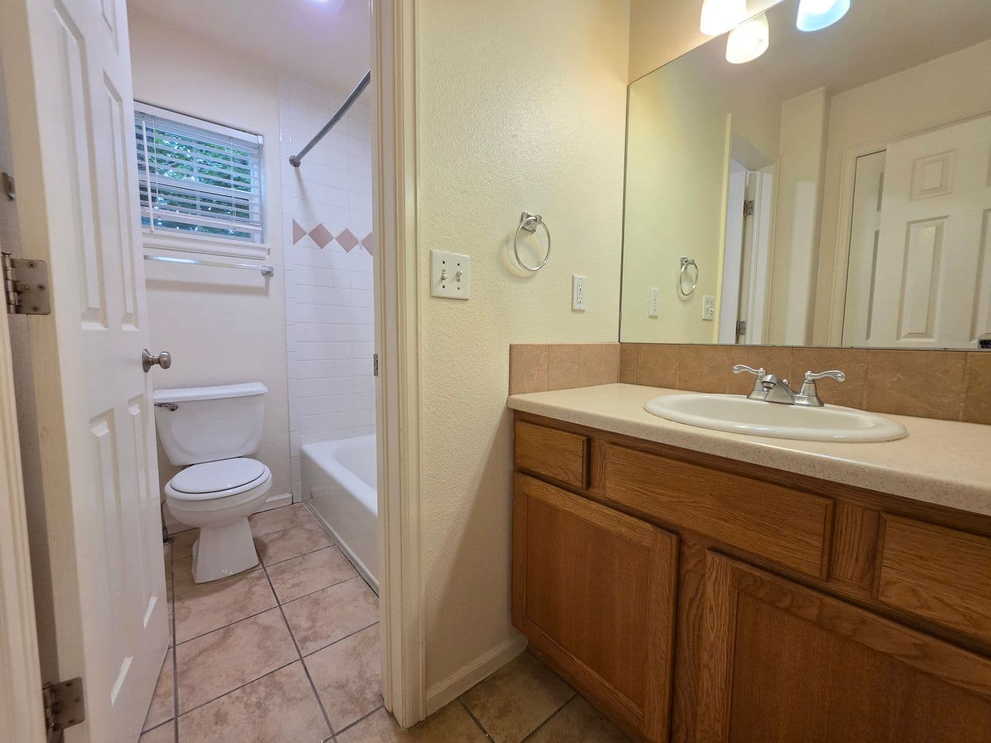 Boulder Apartment: 1203 17th Street
