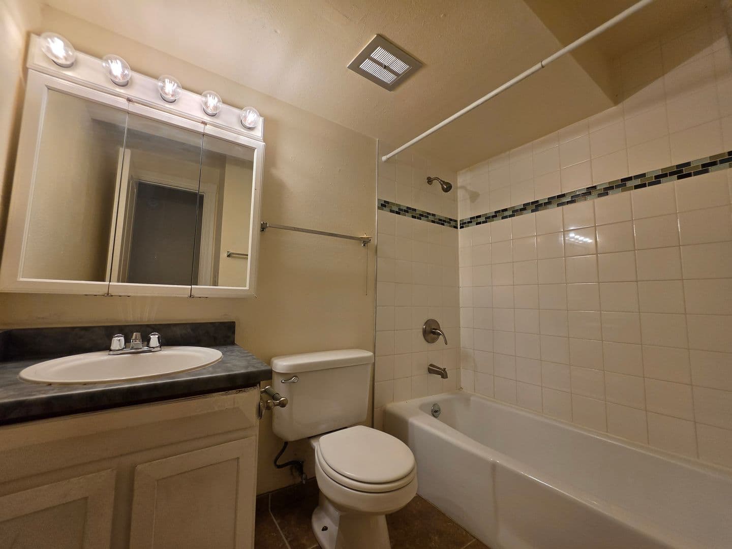 Boulder Condo: 4955 Moorhead Ave. #A