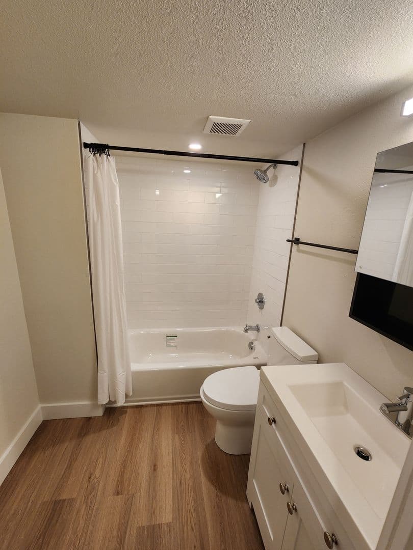 Boulder Apartment: 1155 Jay Street - C