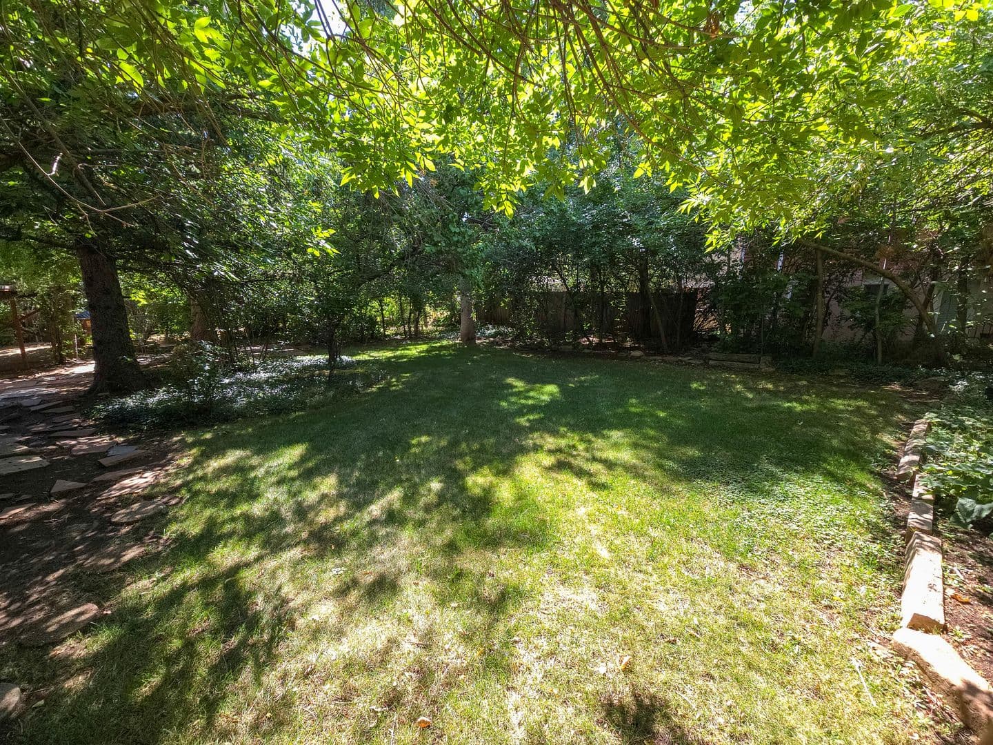 Boulder Apartment: 954 11th St.