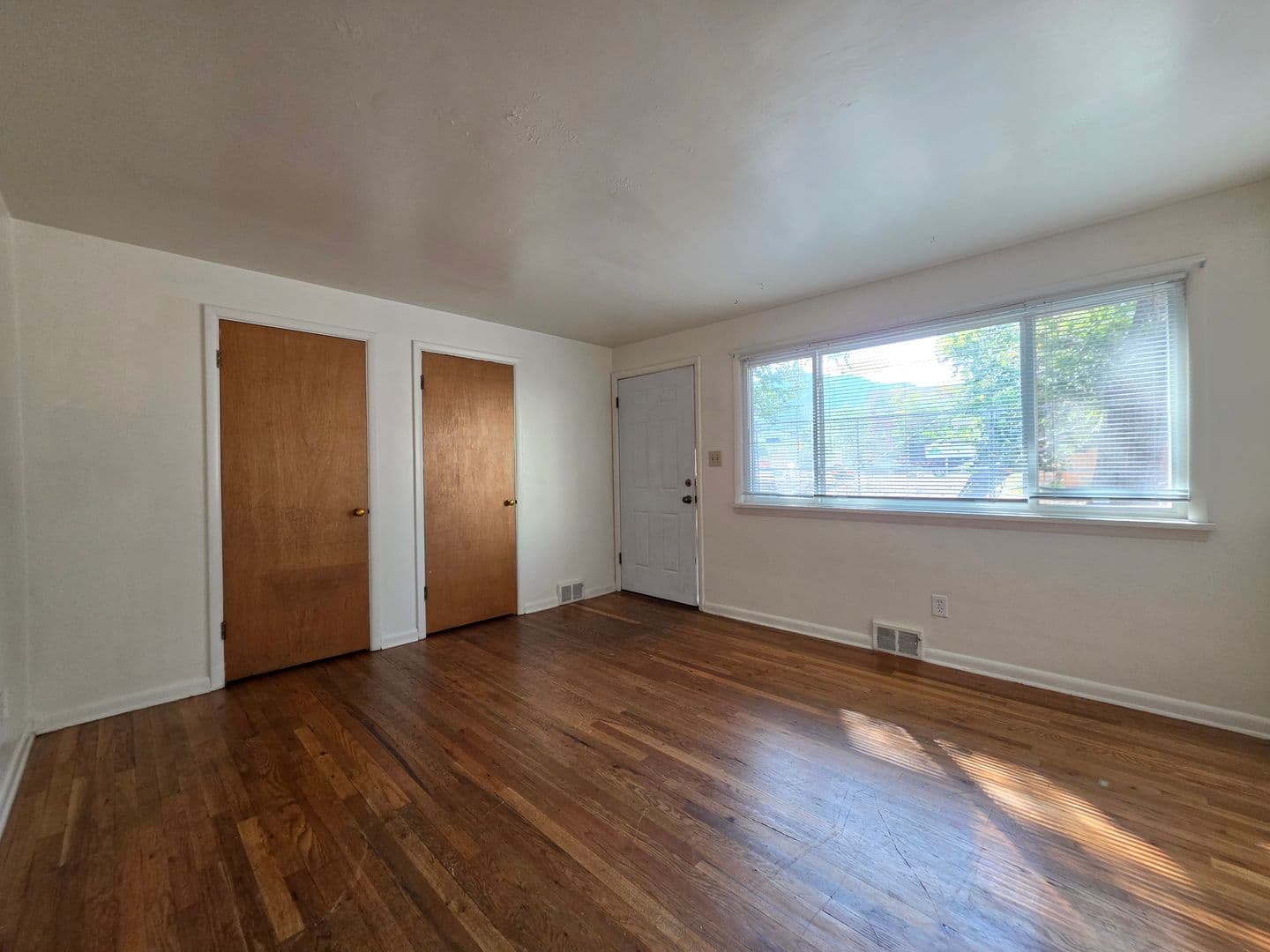 Boulder Apartment: 1525 Arapahoe Avenue