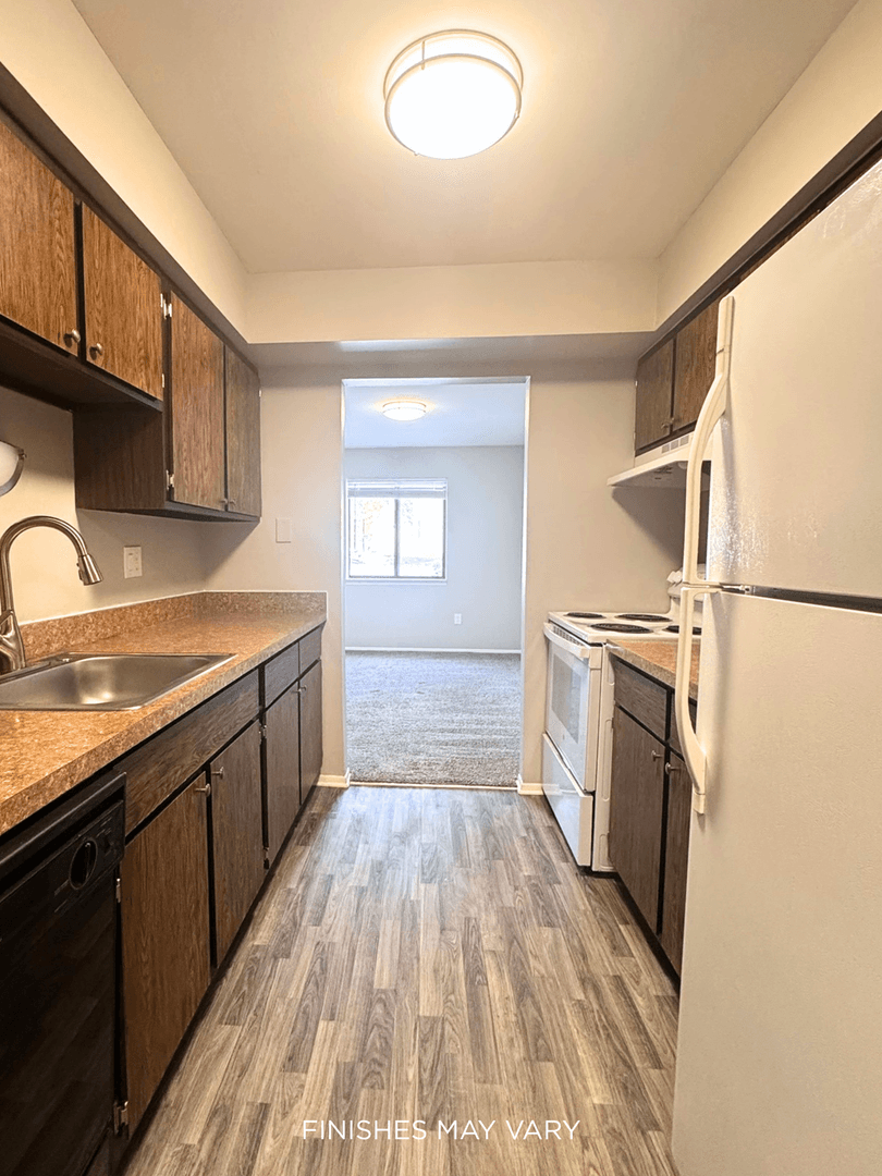 Farmington Hills Apartment: 30250 W 12 Mile Rd