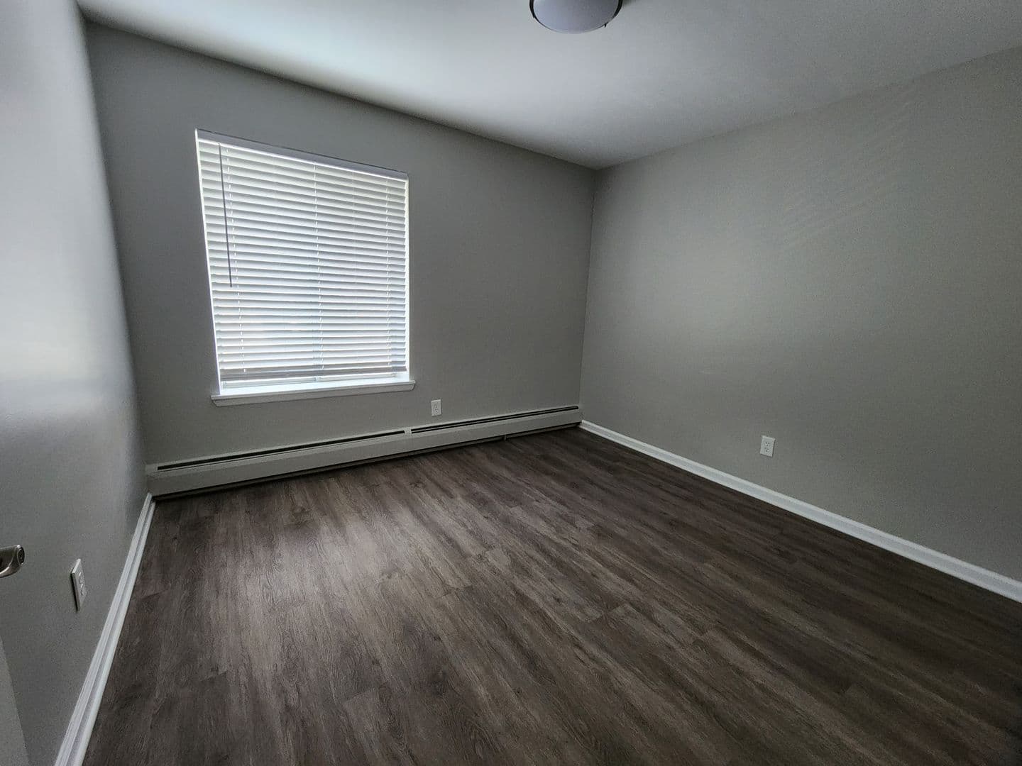 Berkley Apartment: 2200 Berkley Ave
