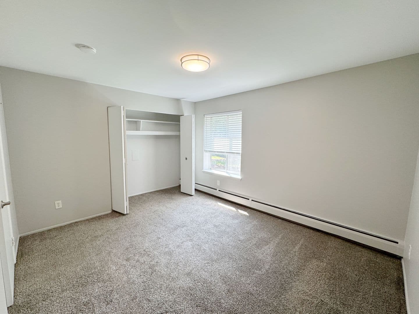 Berkley Apartment: 2200 Berkley Ave