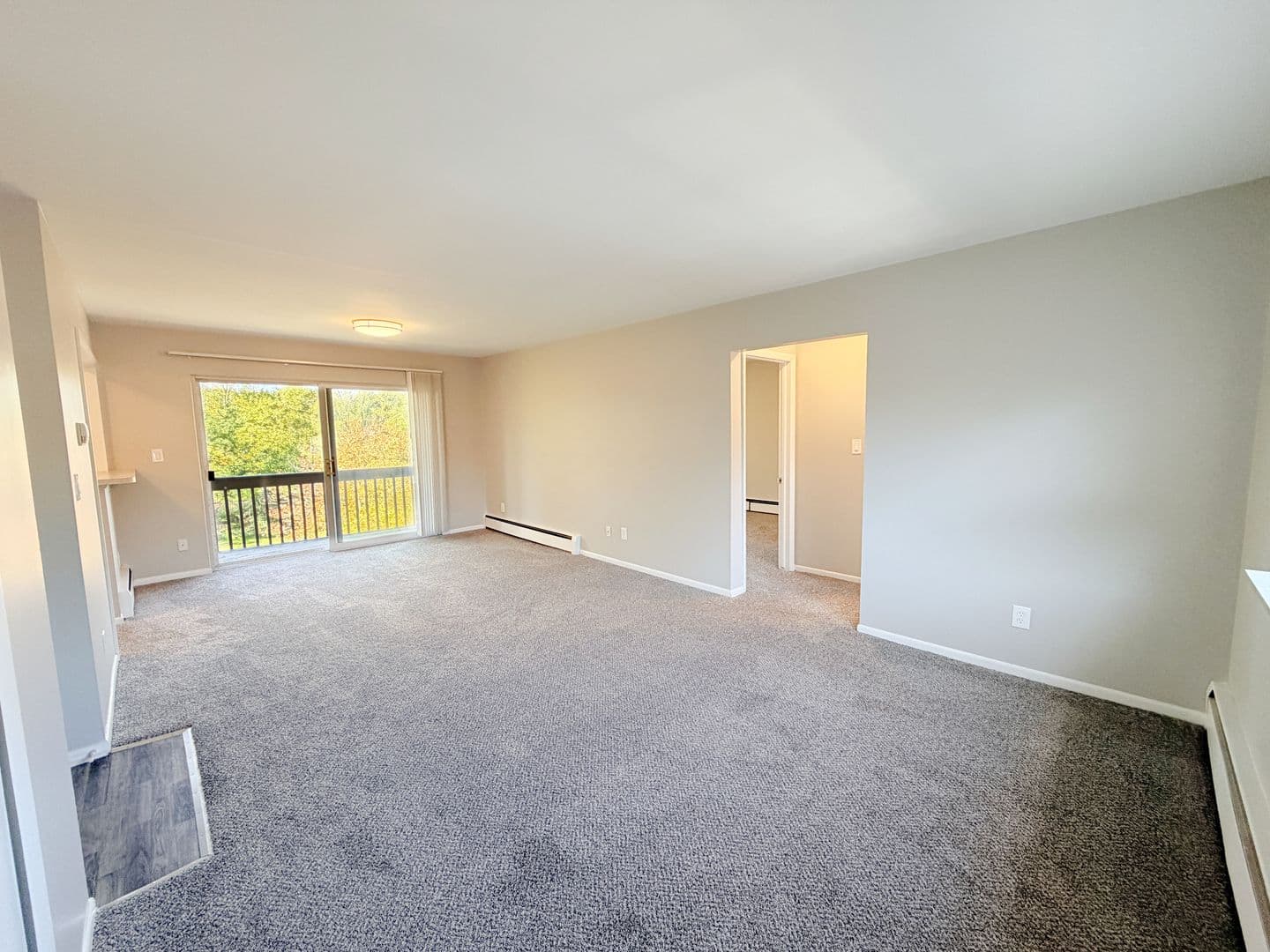 Utica Apartment: 45631-45645 Brownell St