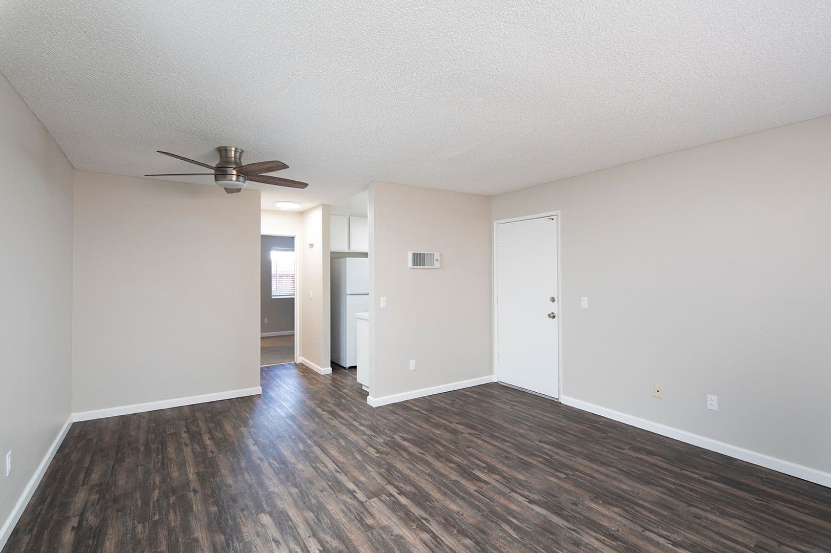 El Cajon Apartment: 303 East Madison Avenue