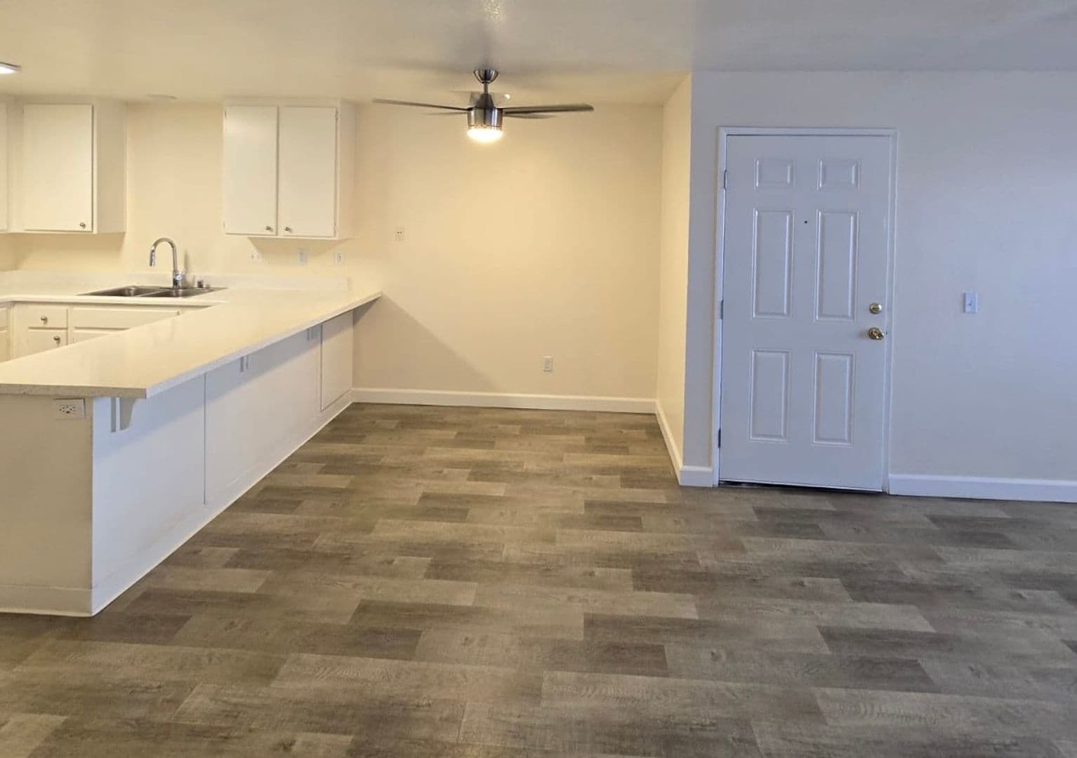 National City Apartment: 31-131 N. Highland Avenue
