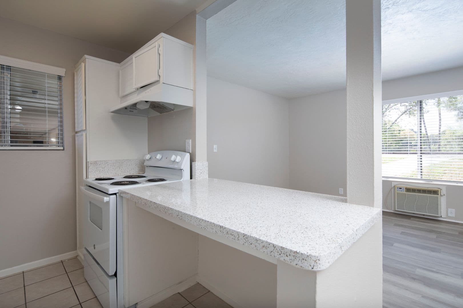 Lakeside Apartment: 12630 Lakeshore Drive