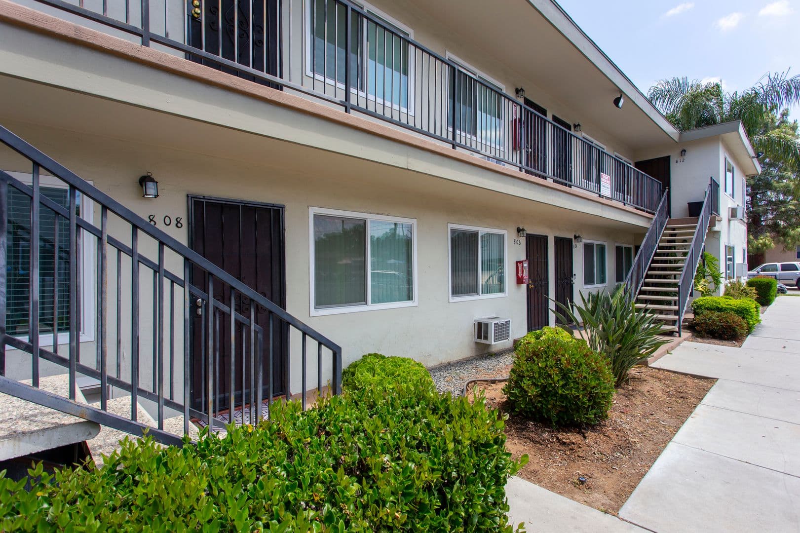 El Cajon Apartment: 802 Franklin Ave