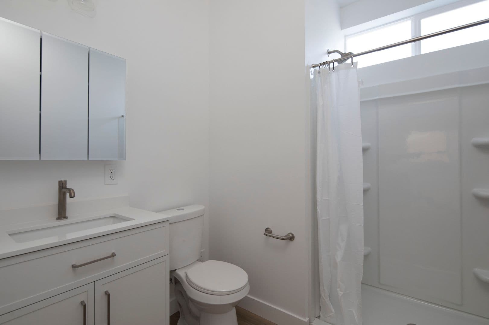 San Diego Apartment: 4228 Feather Avenue