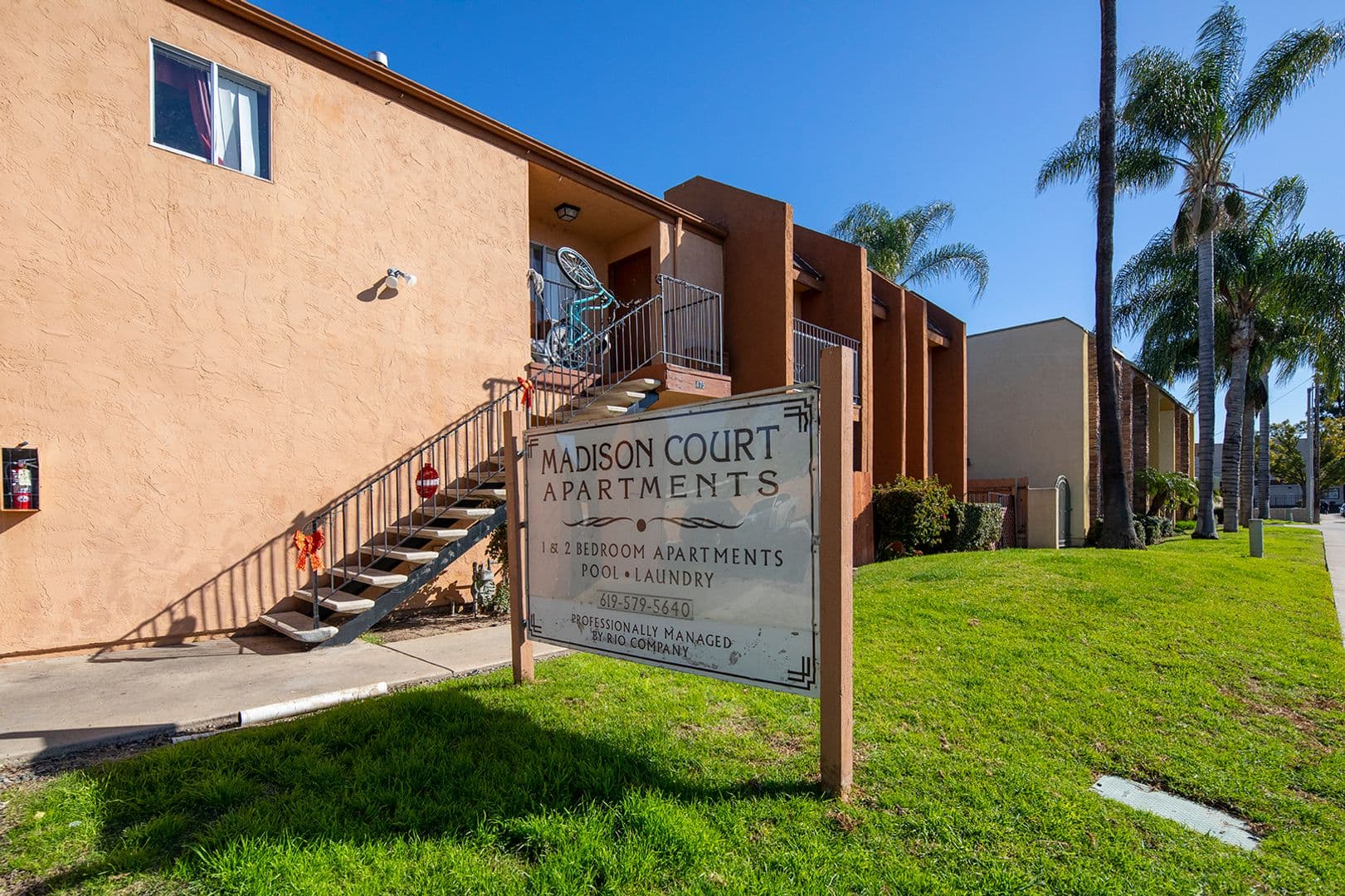 El Cajon Apartment: 303 East Madison Avenue