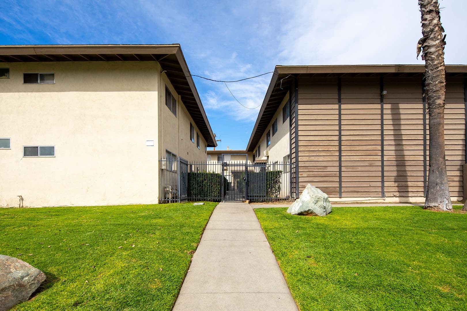Spring Valley Apartment: 8914 - 8926 Delrose Avenue