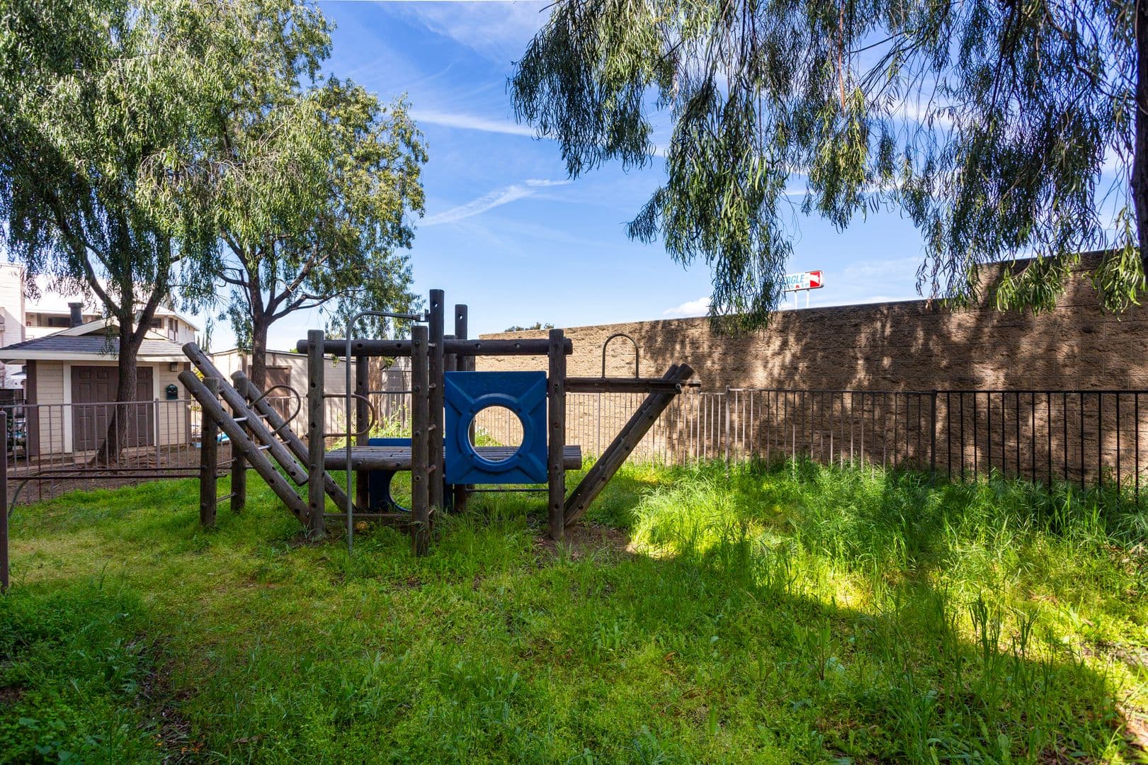El Cajon Apartment: 8410 Los Coches Rd