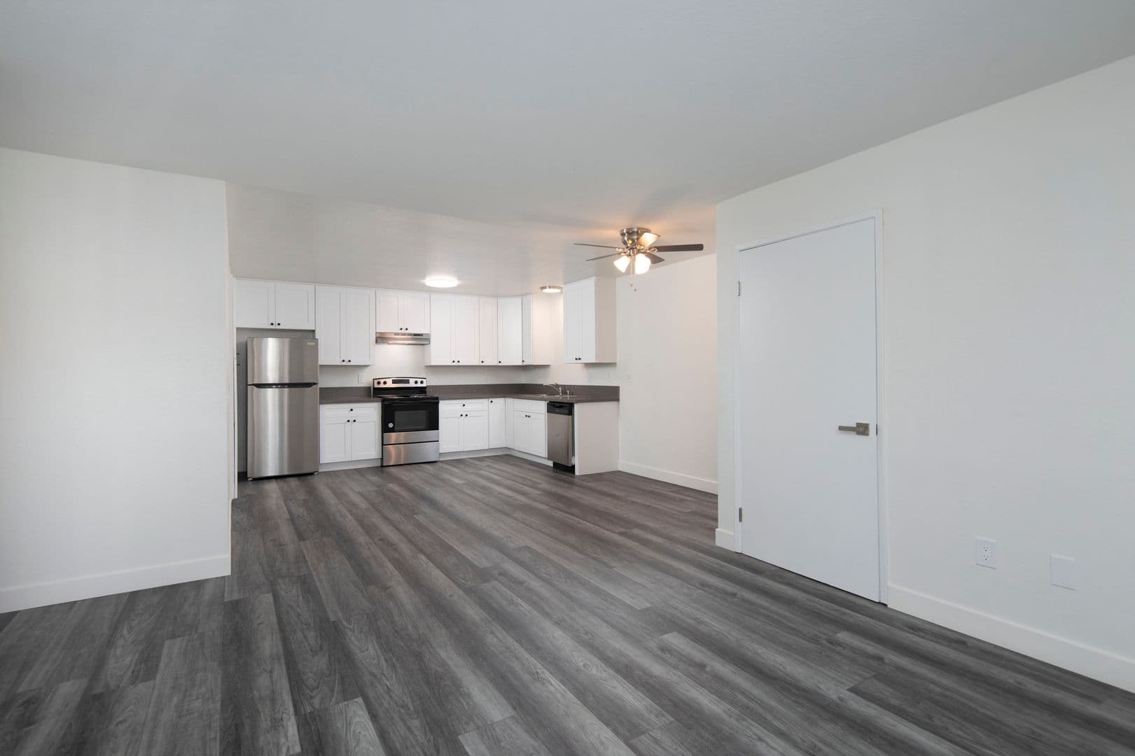 National City Apartment: 31-131 N. Highland Avenue