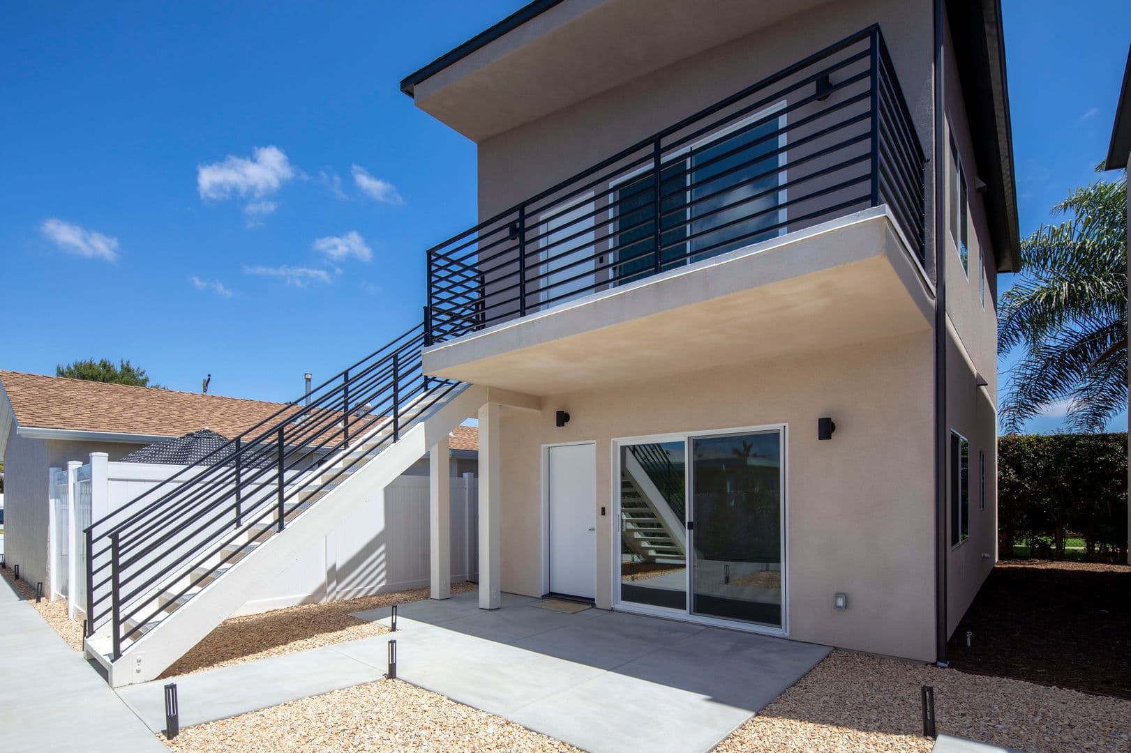 San Diego Apartment: 4228 Feather Avenue