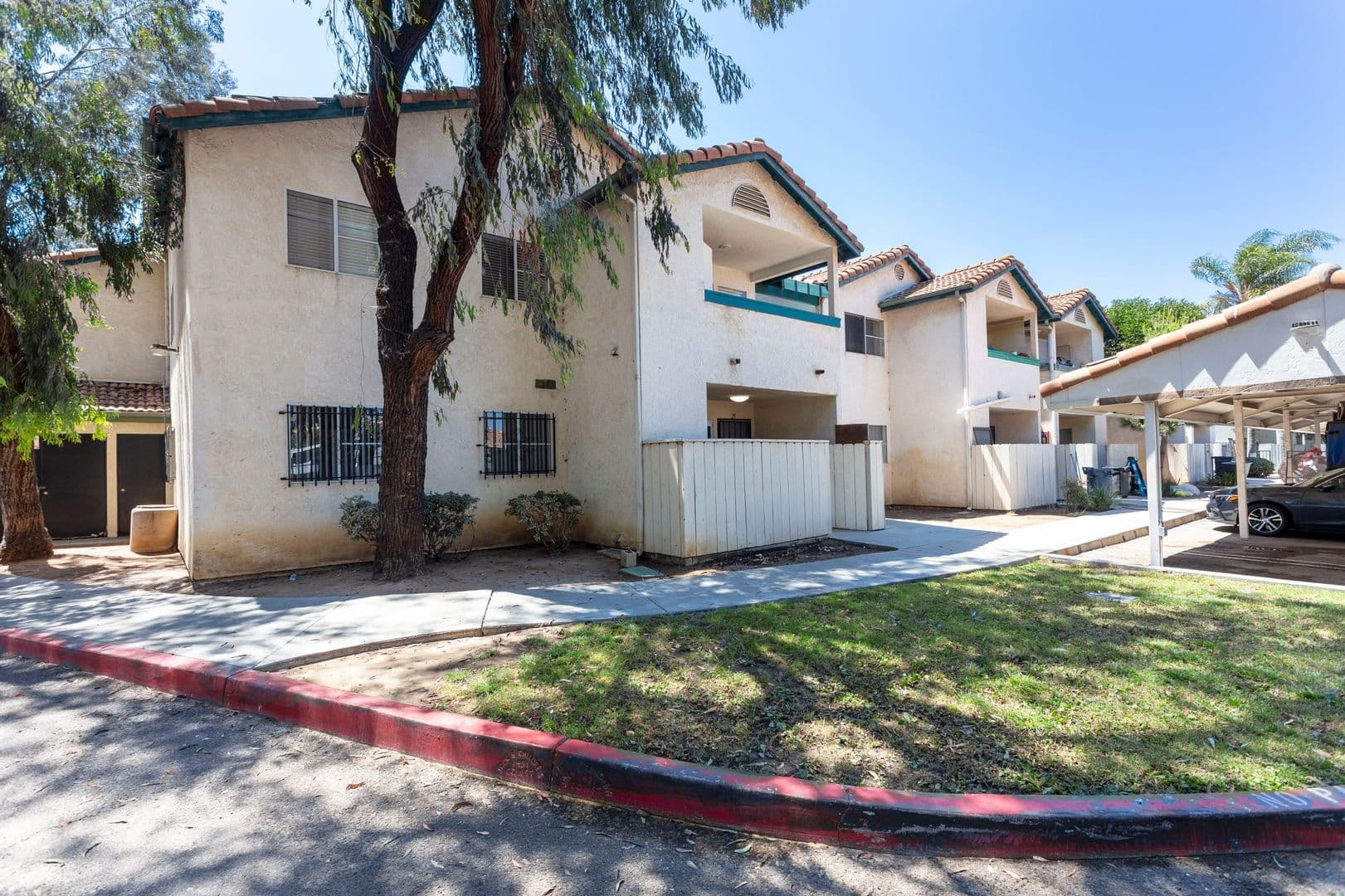 National City Apartment: 31-131 N. Highland Avenue