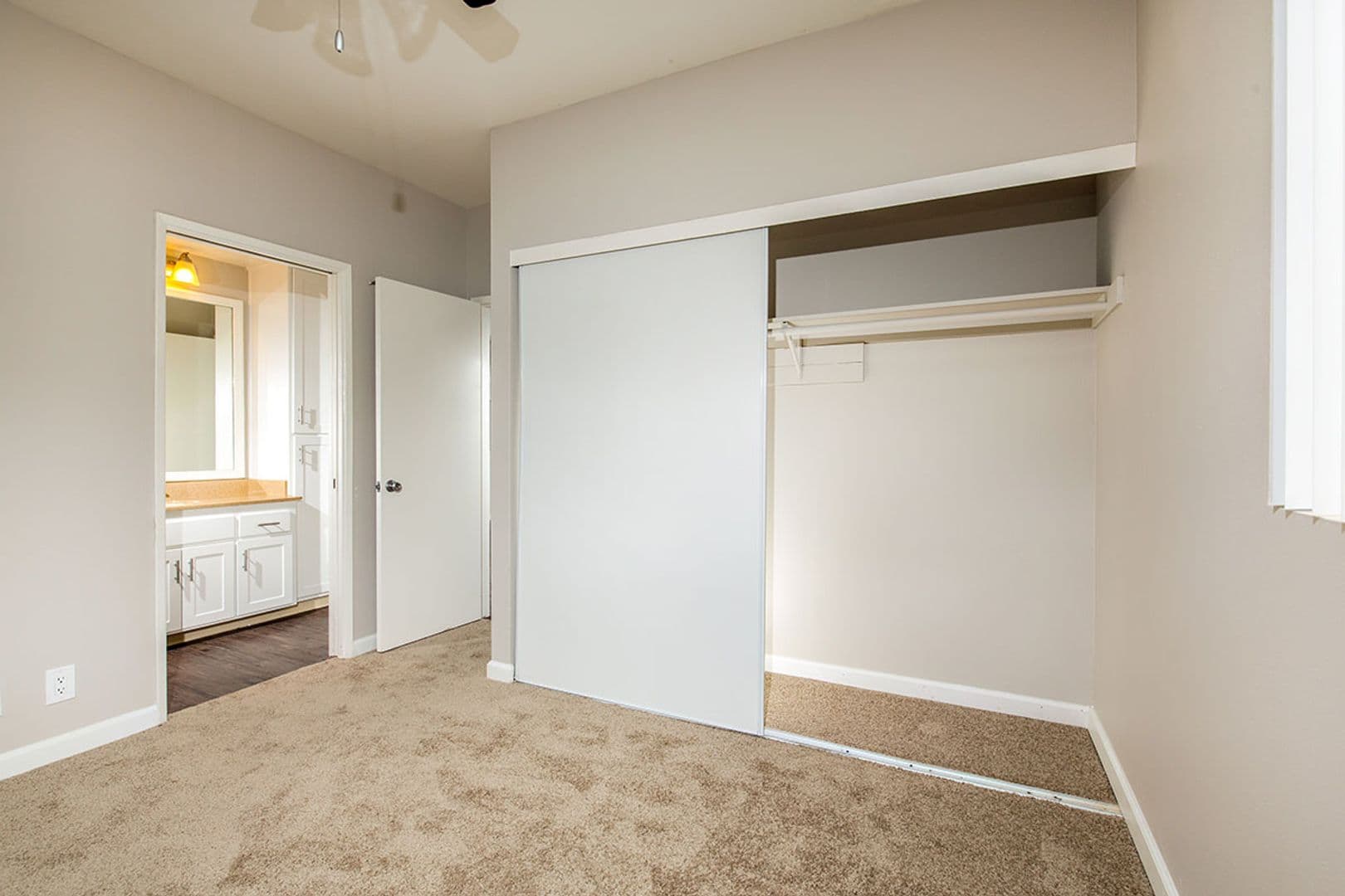 San Diego Apartment: 445 W University Avenue