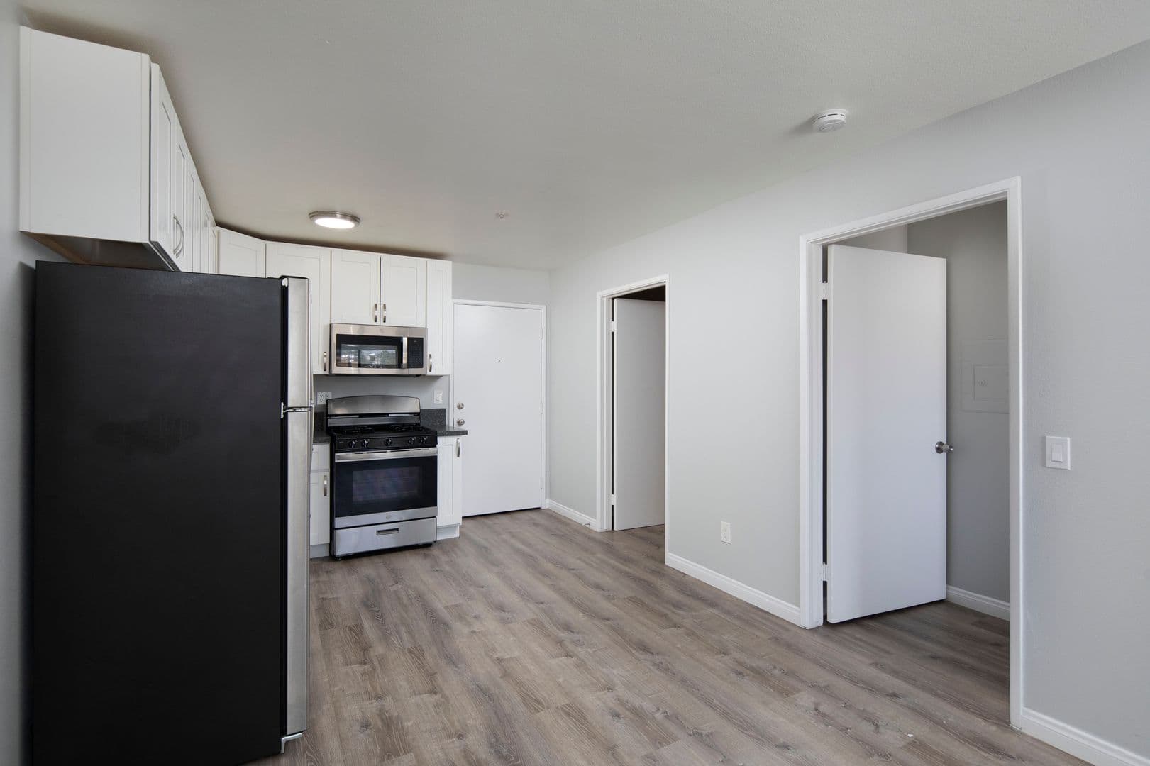 Spring Valley Apartment: 8914 Troy Street