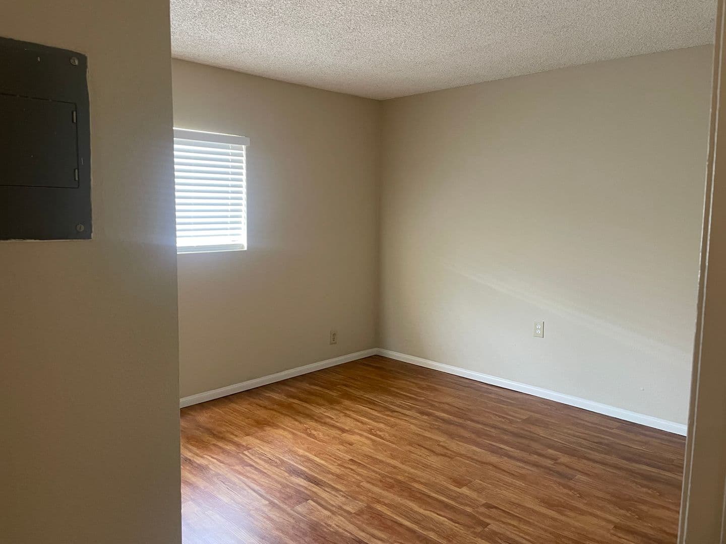 San Diego Apartment: 3821 Arizona Street