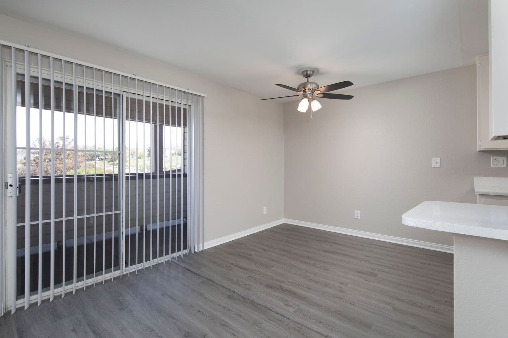 El Cajon Apartment: 8410 Los Coches Rd
