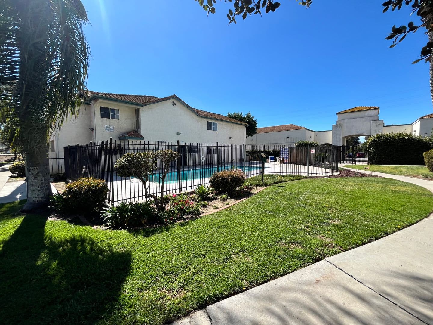 National City Apartment: 31-131 N. Highland Avenue