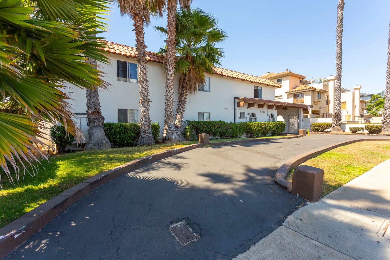 Chula Vista Apartment: 585 E Street