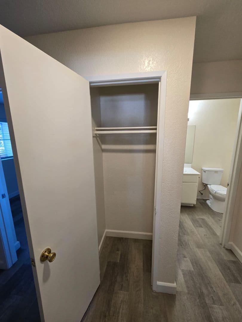National City Apartment: 31-131 N. Highland Avenue