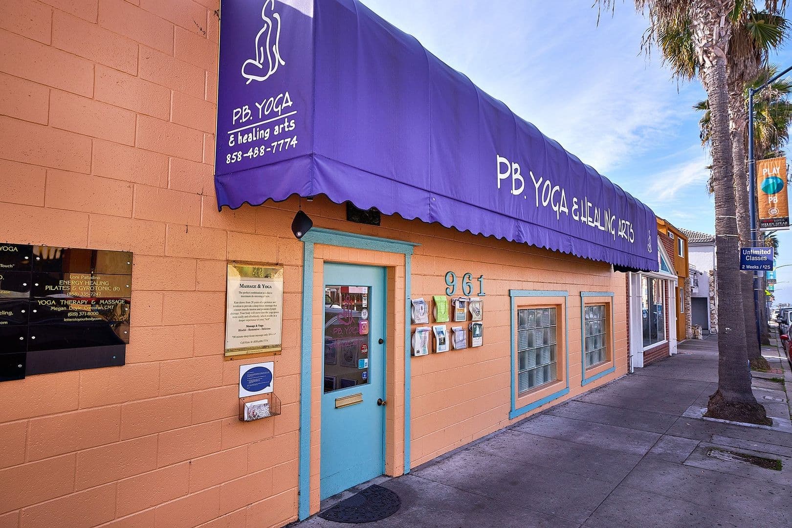 San Diego Apartment: 901-919 Turquoise Street